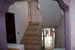 kiz-ogranci-aparti-civril-kolidor